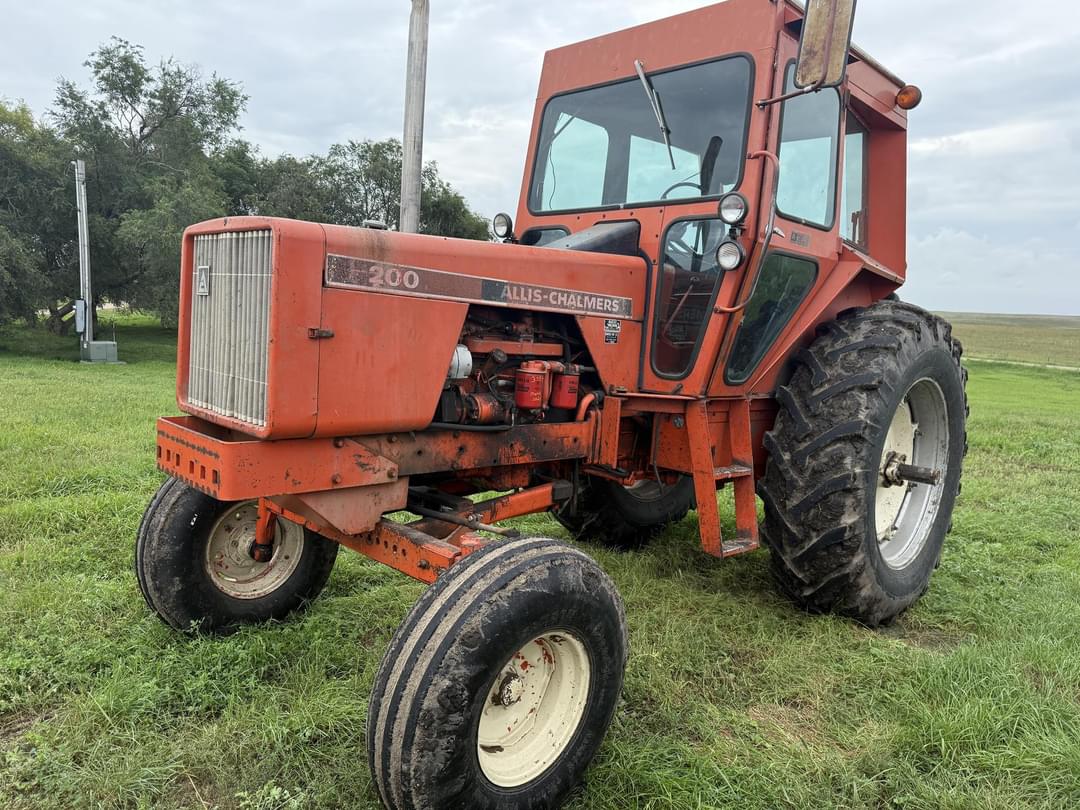 Image of Allis Chalmers 200 Primary image