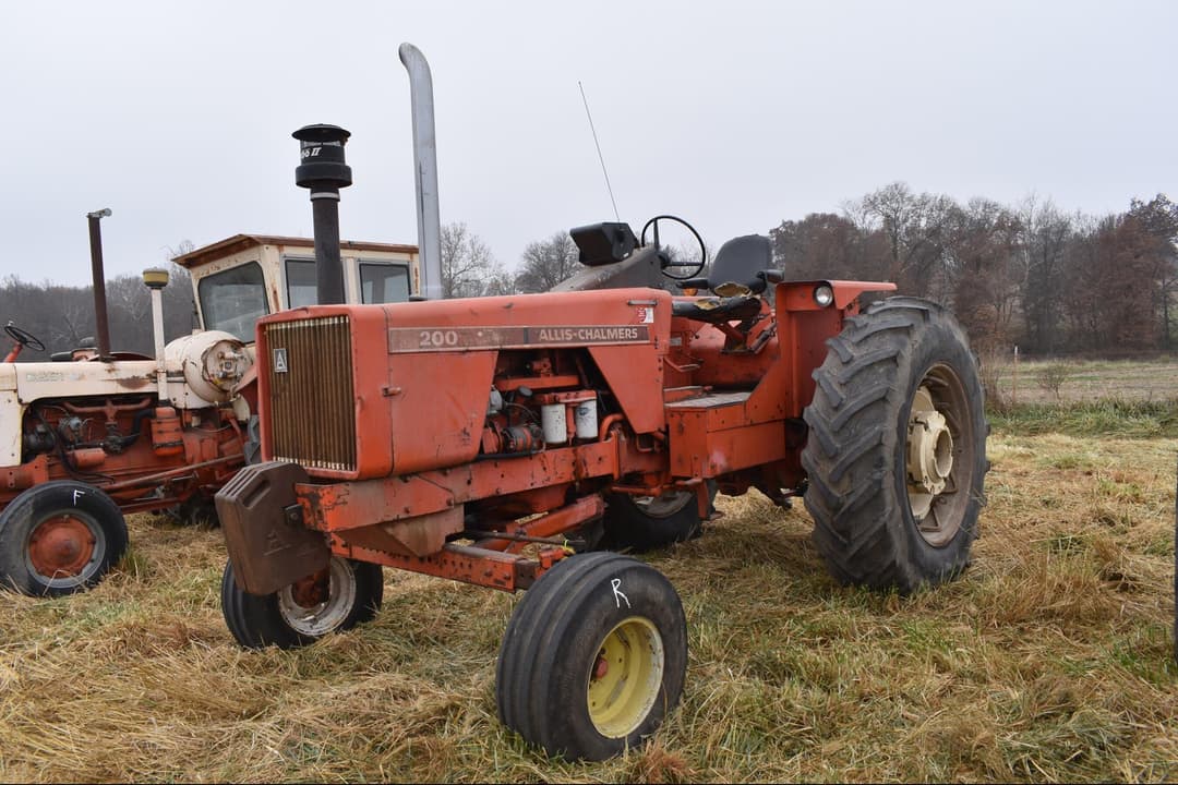 Image of Allis Chalmers 200 Primary image
