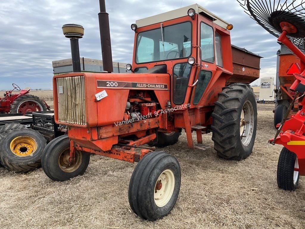 Main image Allis Chalmers 200