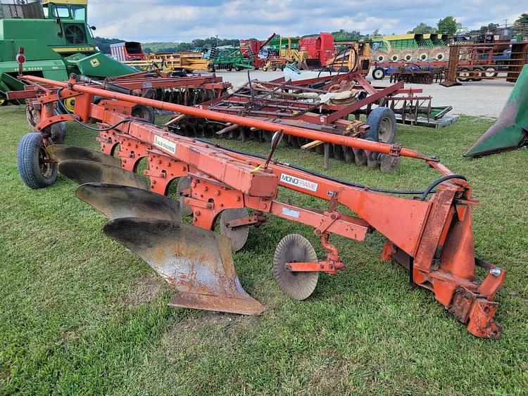 Allis Chalmers 2000 Tillage Plows for Sale | Tractor Zoom