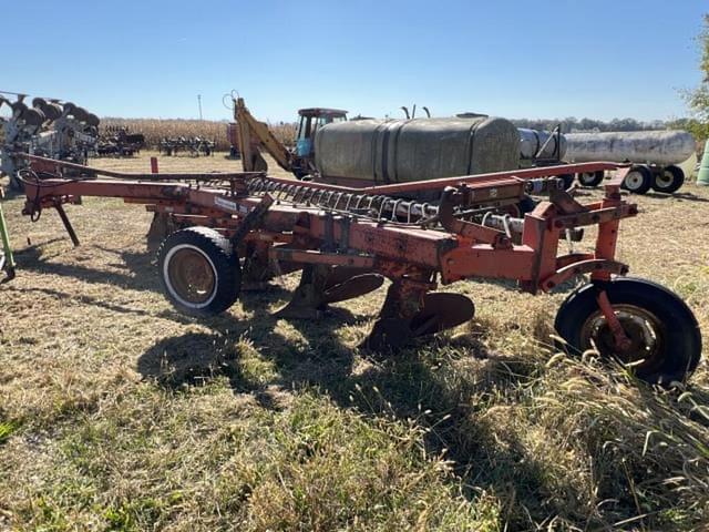 Image of Allis Chalmers 2000 equipment image 3