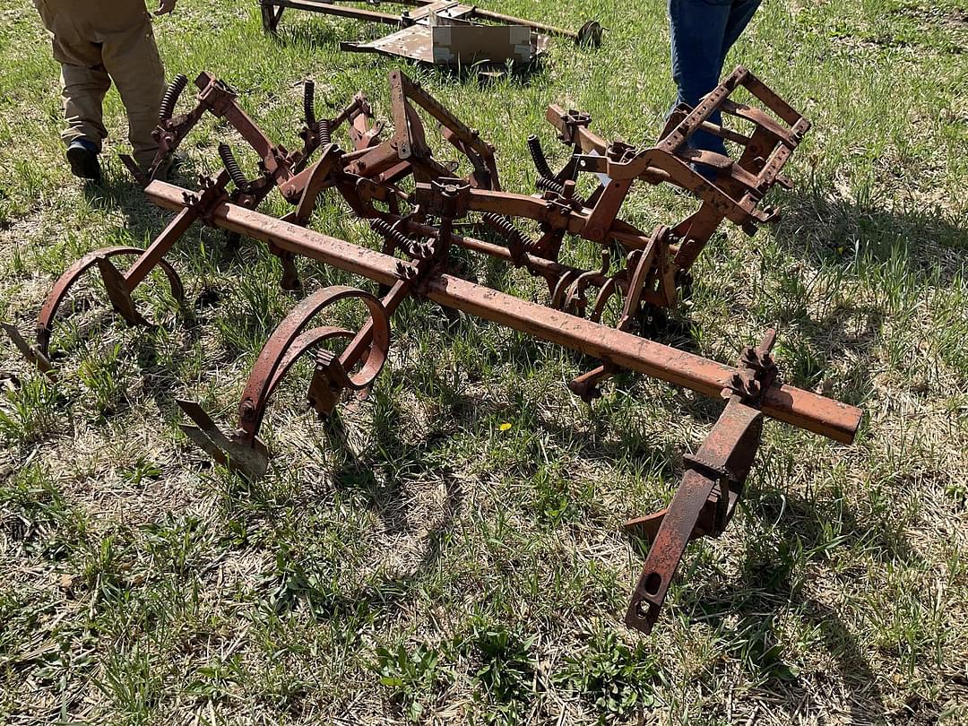 Image of Allis Chalmers 201 Image 0