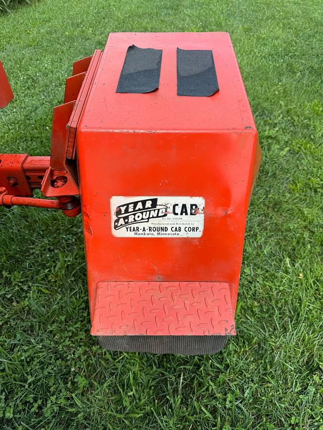 Image of Allis Chalmers 210 equipment image 3