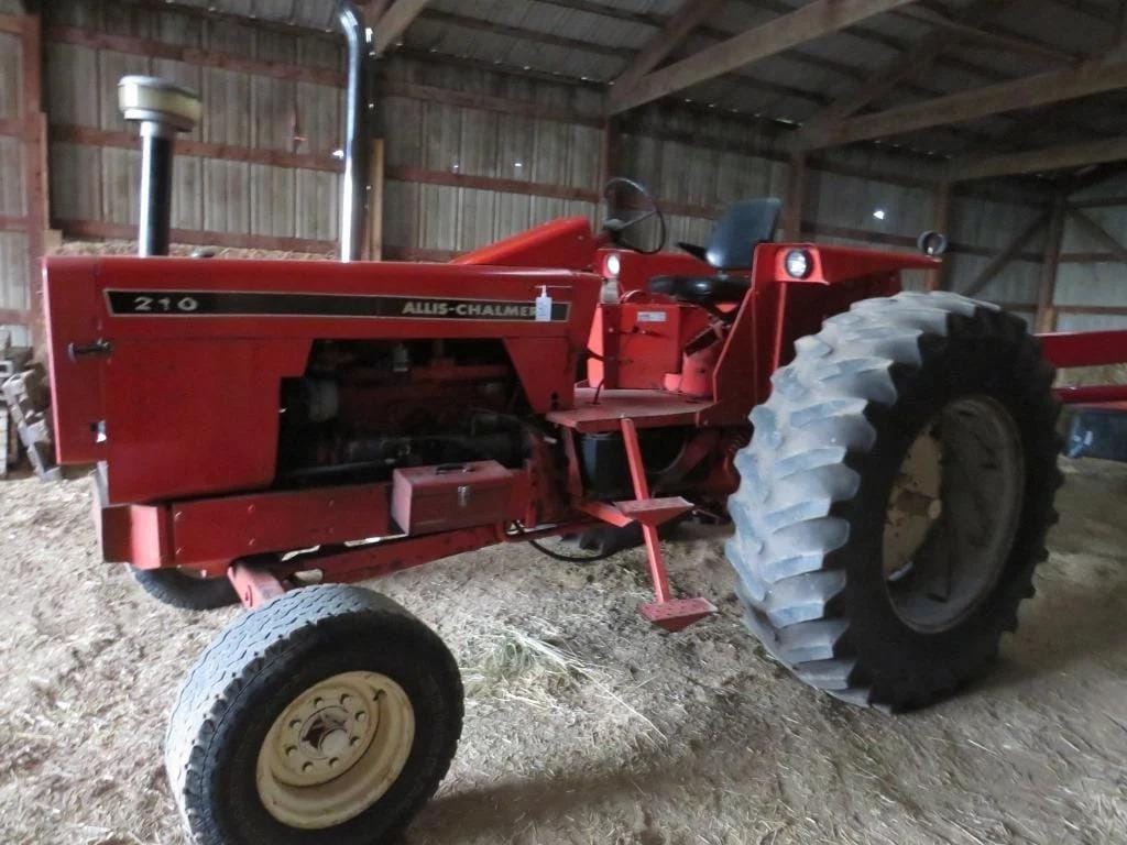 Main image Allis Chalmers 210