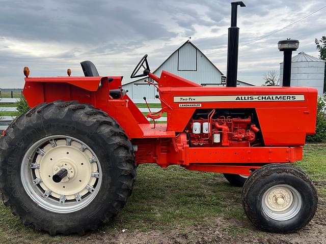 Image of Allis Chalmers 210 equipment image 4