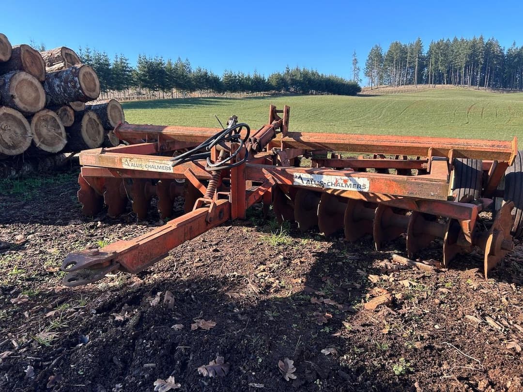 Image of Allis Chalmers 2100 Primary image