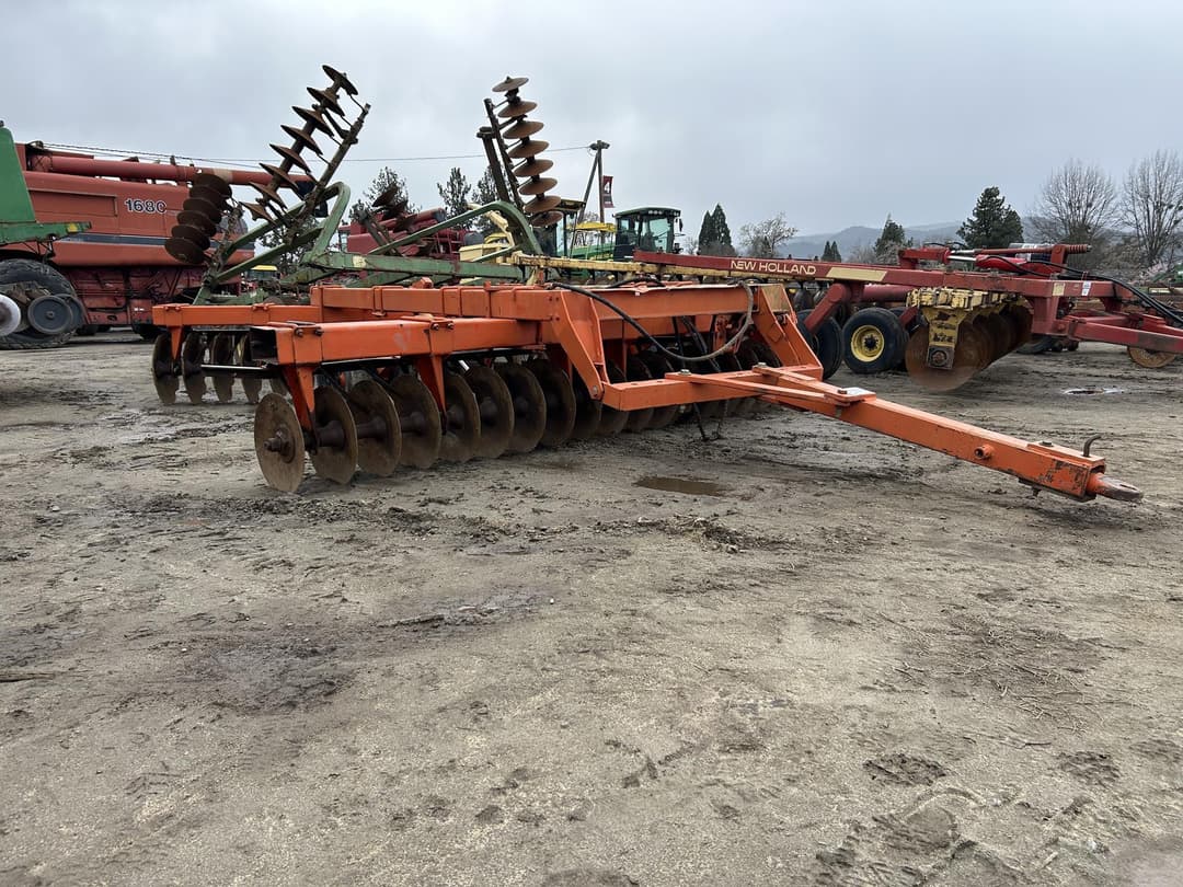Image of Allis Chalmers 2100 Primary image