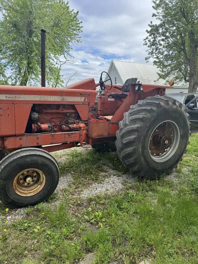 Image of Allis Chalmers 220 equipment image 3