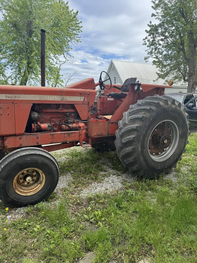 Image of Allis Chalmers 220 equipment image 3