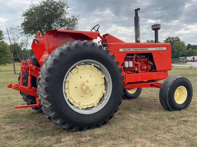 Image of Allis Chalmers 220 equipment image 4