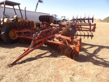 Main image Allis Chalmers 2300