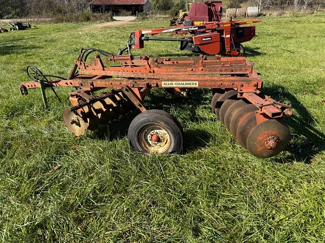 Image of Allis Chalmers 2300 equipment image 3