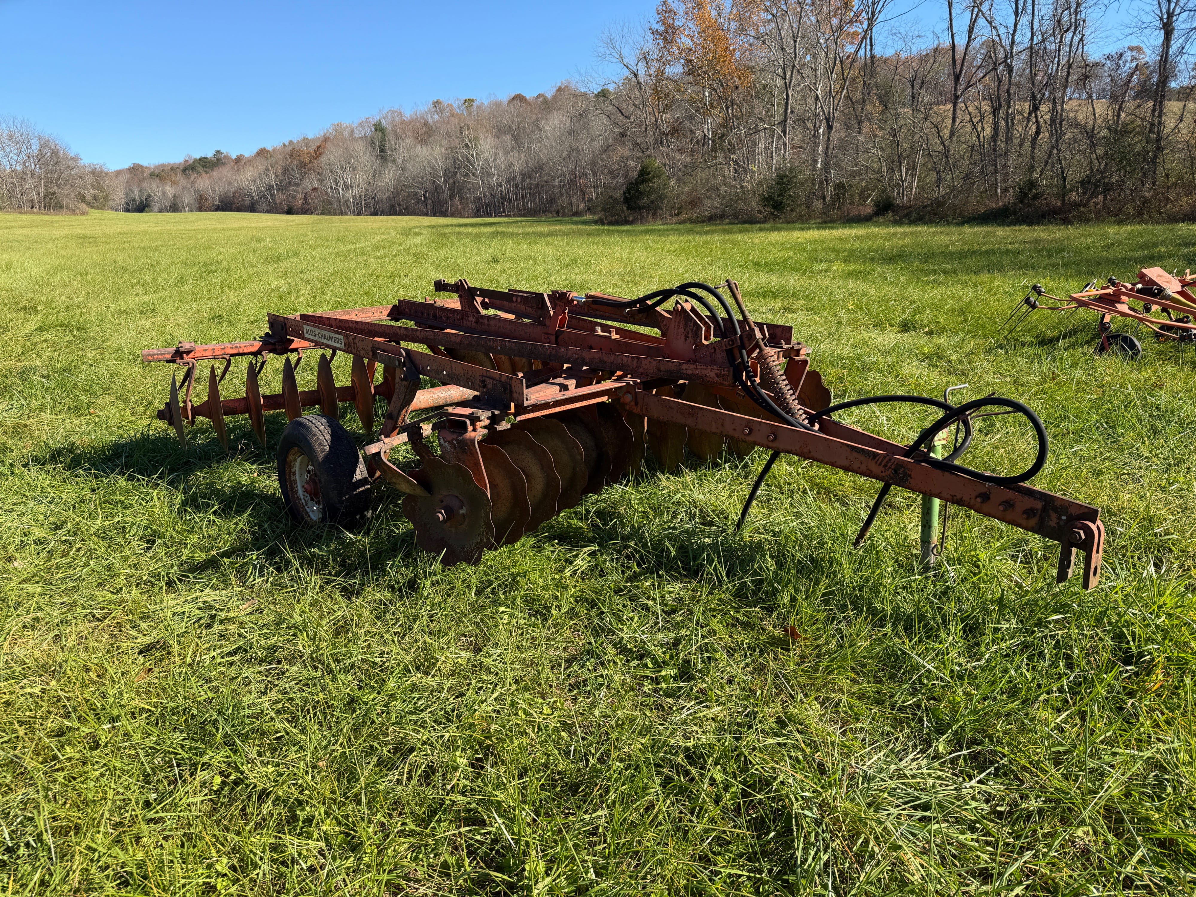 Main image Allis Chalmers 2300