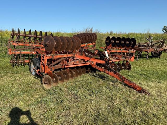 Image of Allis Chalmers 2300 equipment image 2