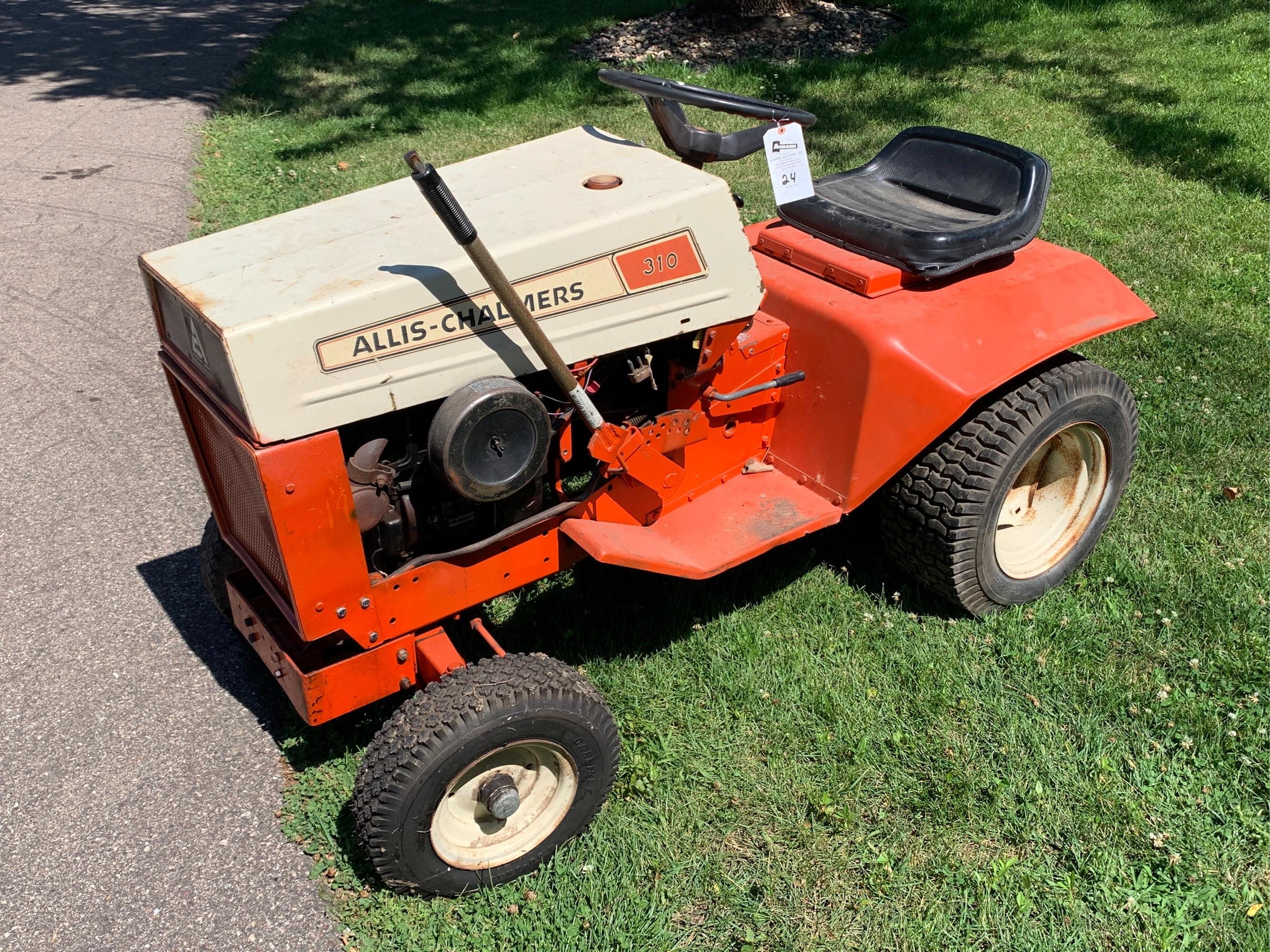 Main image Allis Chalmers 310