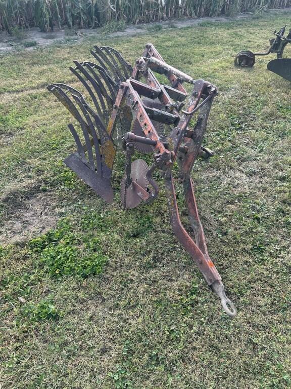 Image of Allis Chalmers 316 Image 0