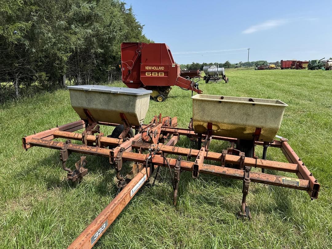 Image of Allis Chalmers 333 Primary image
