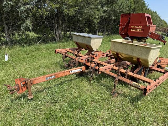 Image of Allis Chalmers 333 equipment image 1