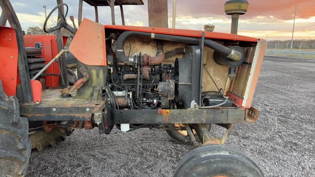 Image of Allis Chalmers 6080 equipment image 4