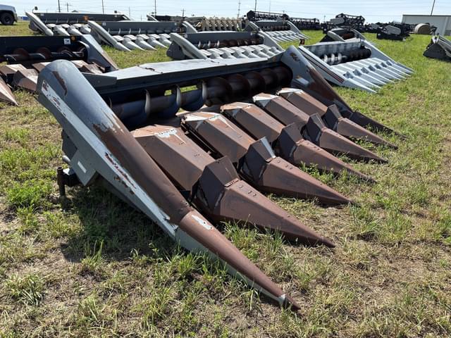 Image of Allis Chalmers 630N equipment image 2