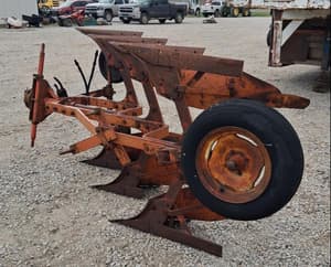 Allis Chalmers 70 Image