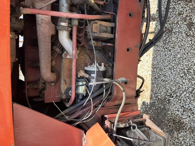 Image of Allis Chalmers 7000 equipment image 3