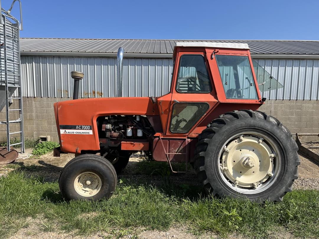 Image of Allis Chalmers 7000 Primary image