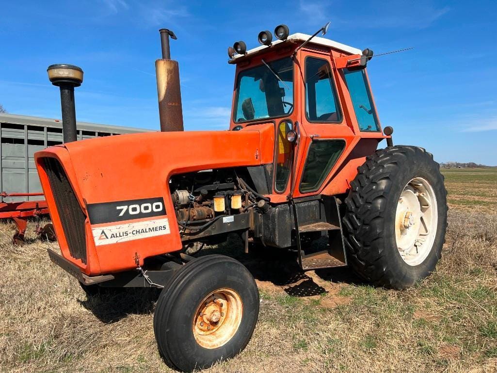 Main image Allis Chalmers 7000