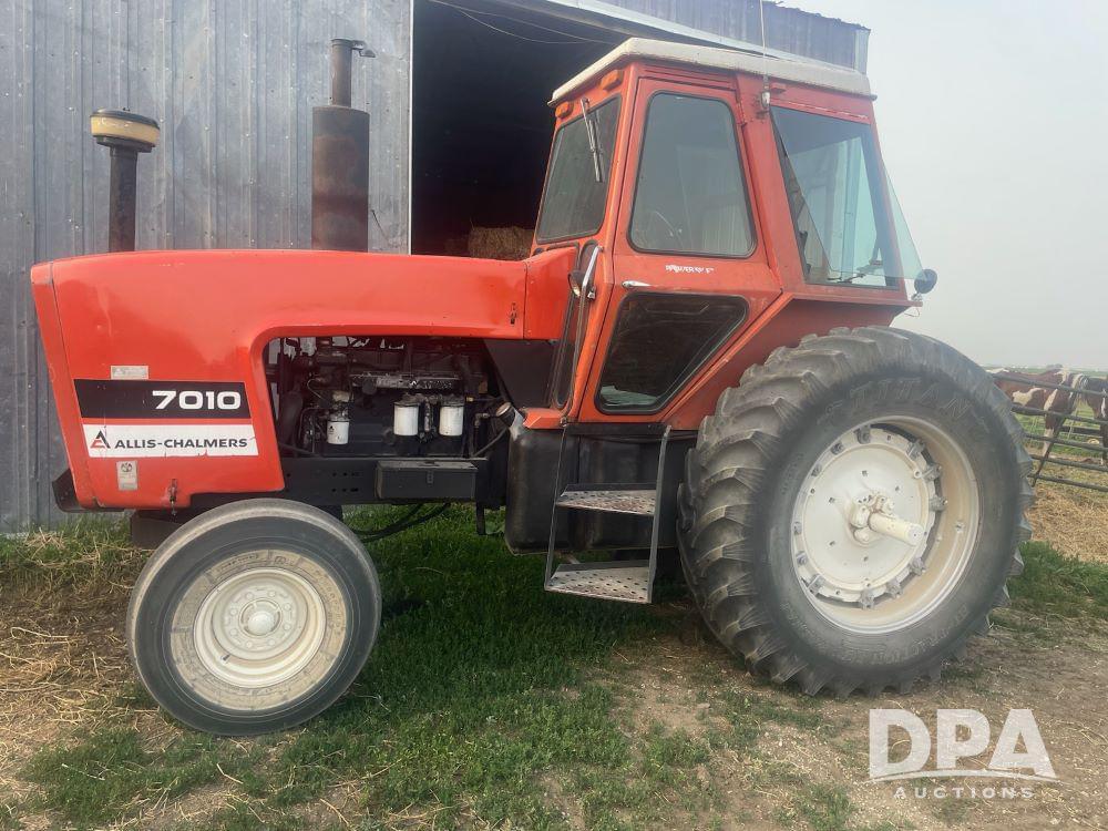 Image of Allis Chalmers 7010 Primary image