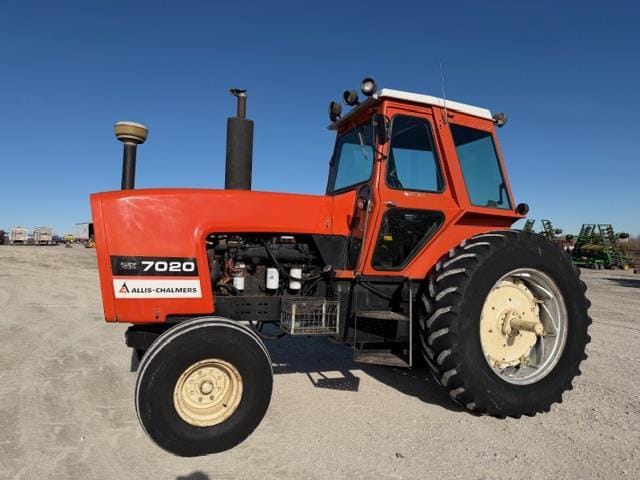 Allis Chalmers 7020 Equipment Image0