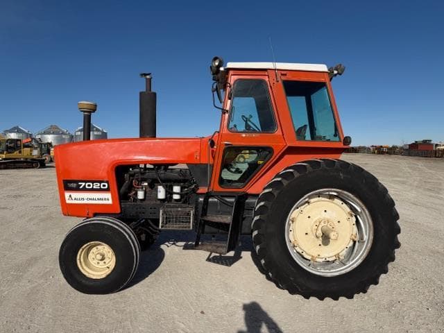 Image of Allis Chalmers 7020 equipment image 1