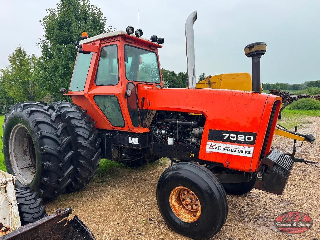 Image of Allis Chalmers 7020 Primary image