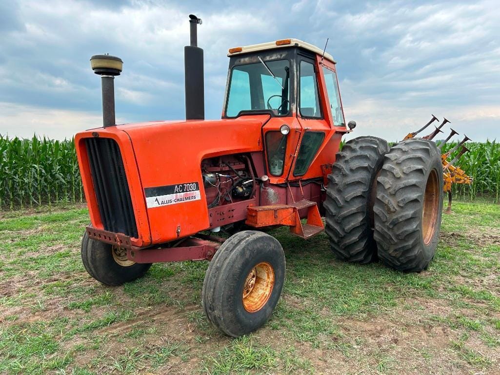 Main image Allis Chalmers 7030