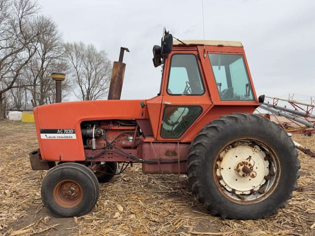 Image of Allis Chalmers 7030 equipment image 1