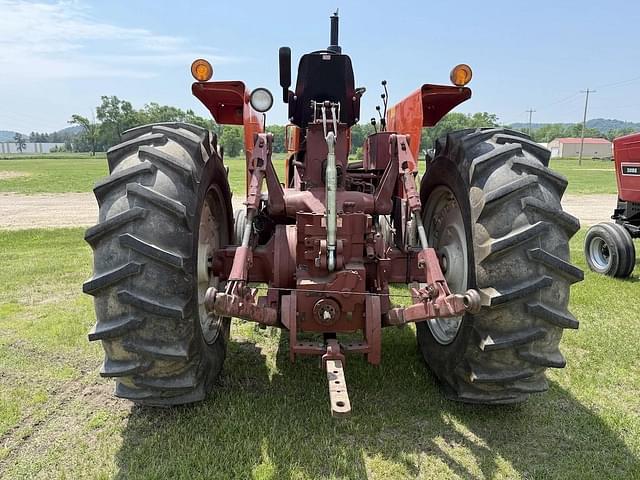 Image of Allis Chalmers 7030 equipment image 4