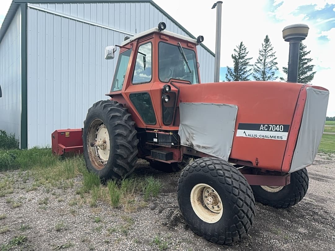 Image of Allis Chalmers 7040 Primary image