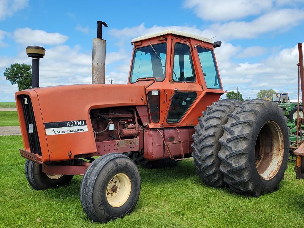 Image of Allis Chalmers 7040 Primary image