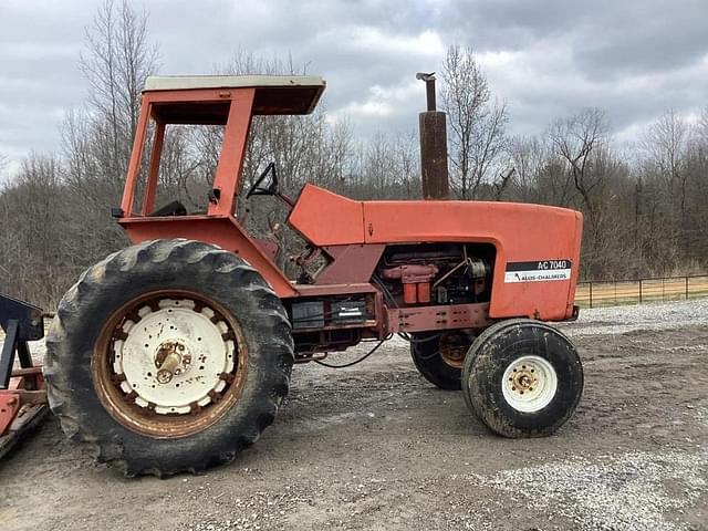 Image of Allis Chalmers 7040 equipment image 1