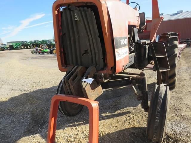 Image of Allis Chalmers 7045 equipment image 2