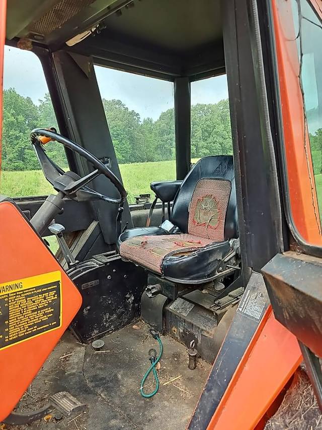 Image of Allis Chalmers 7045 equipment image 4