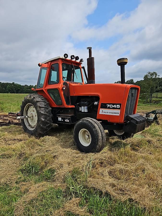 Image of Allis Chalmers 7045 Primary image