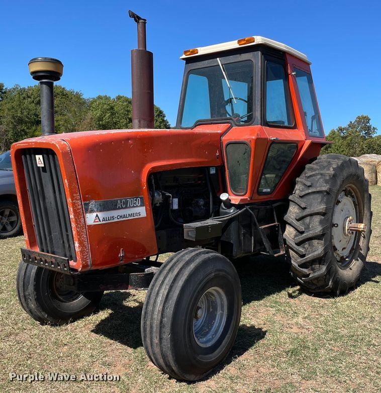 Main image Allis Chalmers 7050