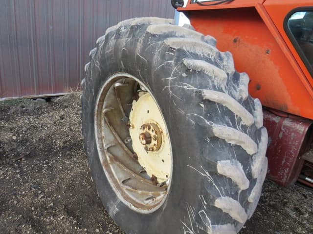 Image of Allis Chalmers 7060 equipment image 3