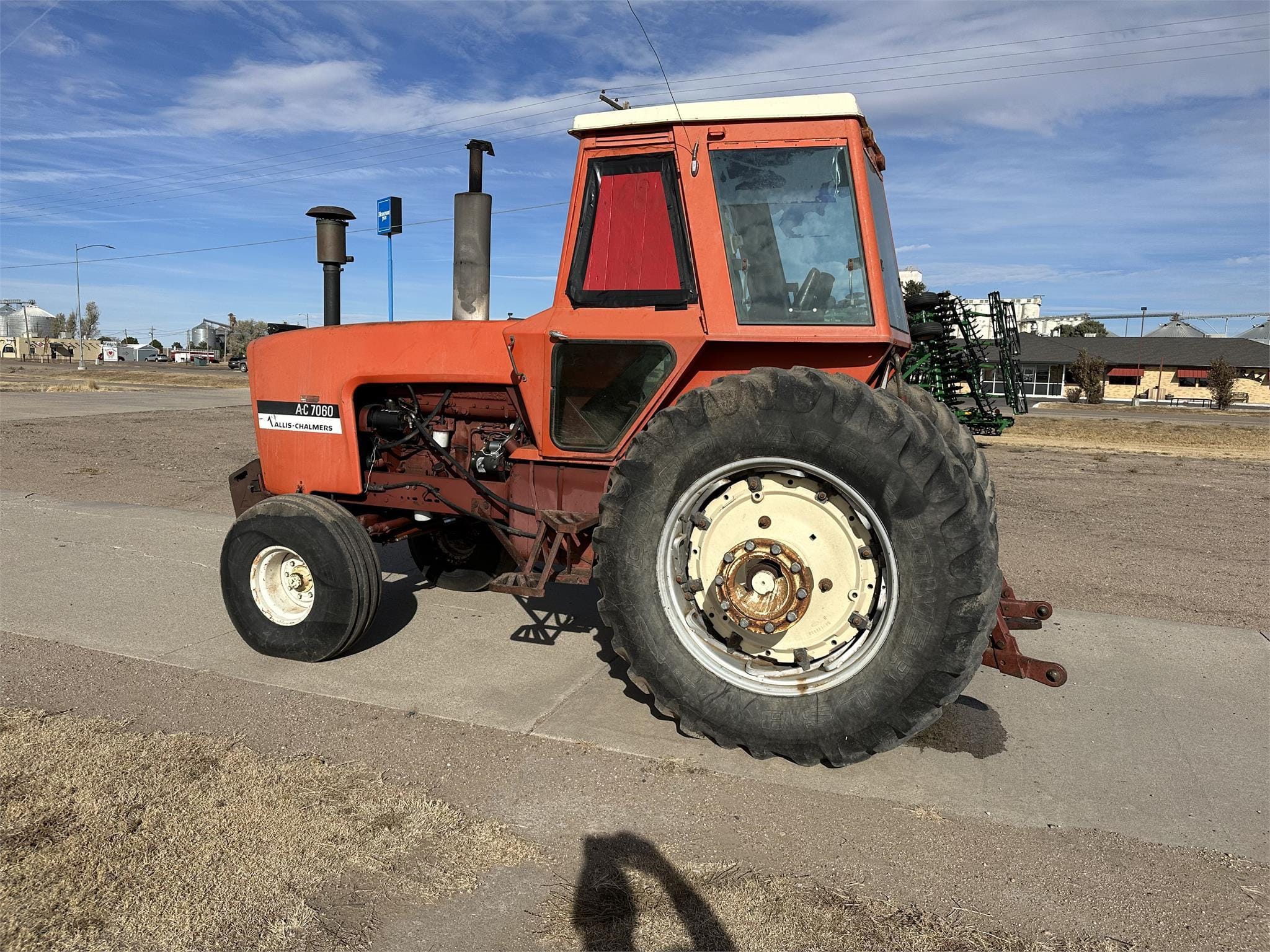 Main image Allis Chalmers 7060