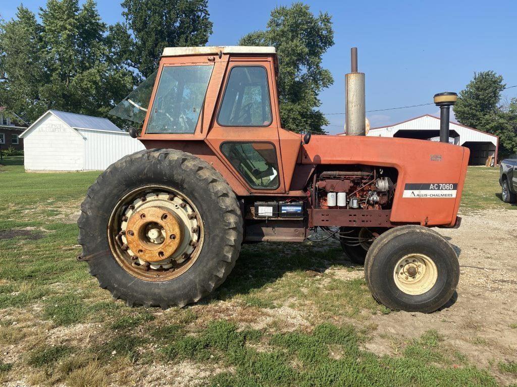 Image of Allis Chalmers 7060 Primary image