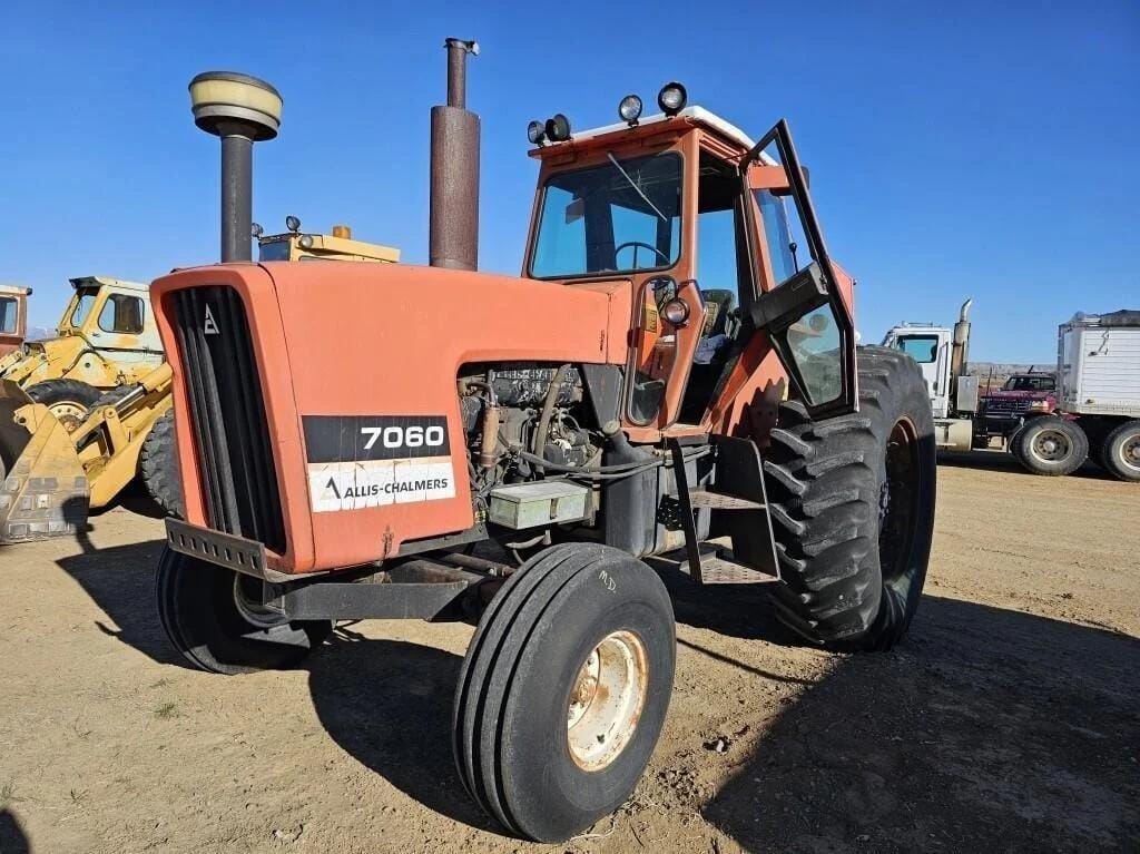 Allis Chalmers 7060 Equipment Image0