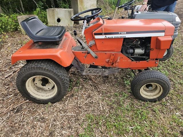 Image of Allis Chalmers 712S equipment image 2