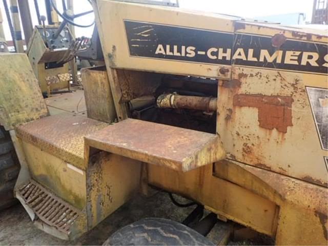 Image of Allis Chalmers 706 equipment image 4