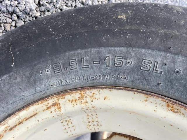 Image of Allis Chalmers 800 equipment image 4