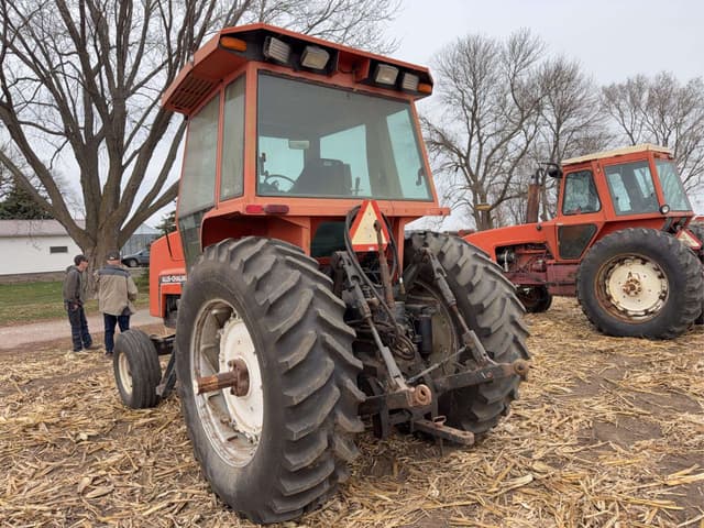 Image of Allis Chalmers 8010 equipment image 4